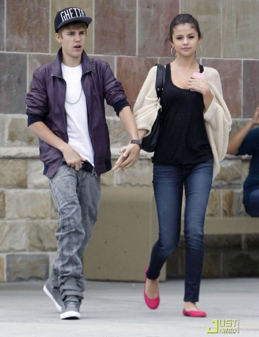 14 years ago, Justin Bieber and Selena Gomez were spotted shopping together — a classic street style moment from the early 2010s.
