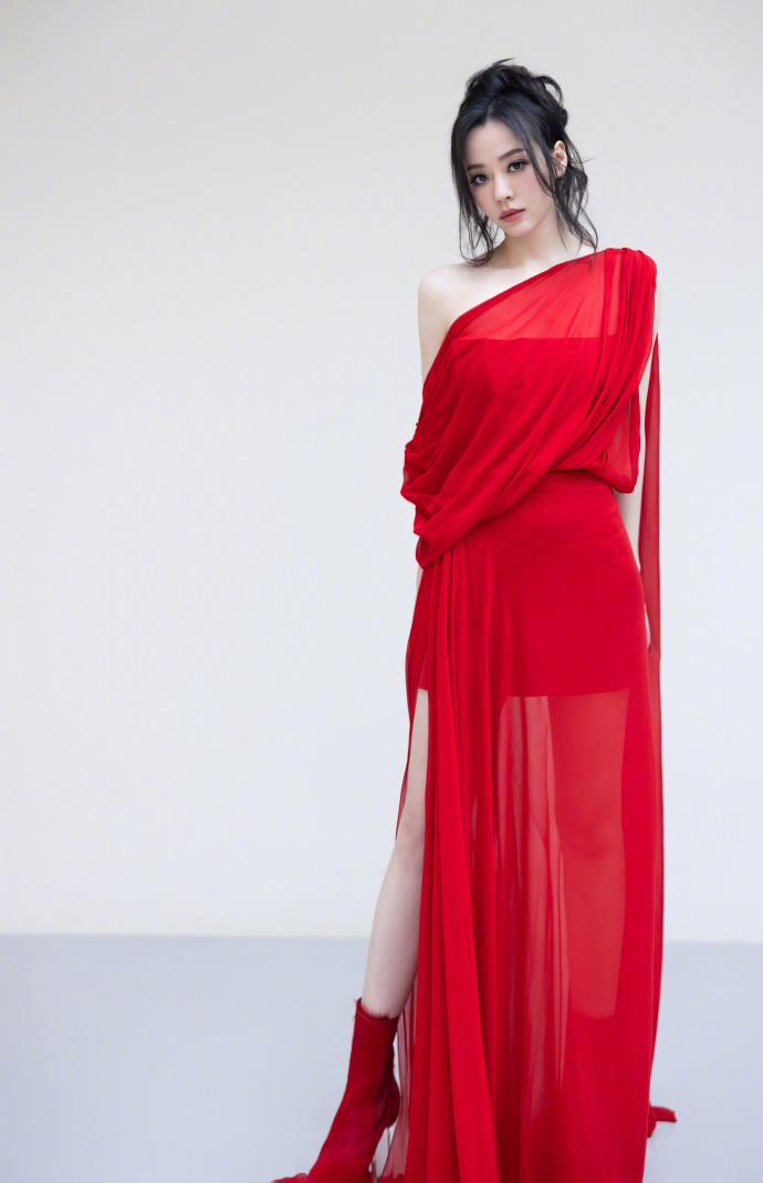Dress with boots, Jane Zhang