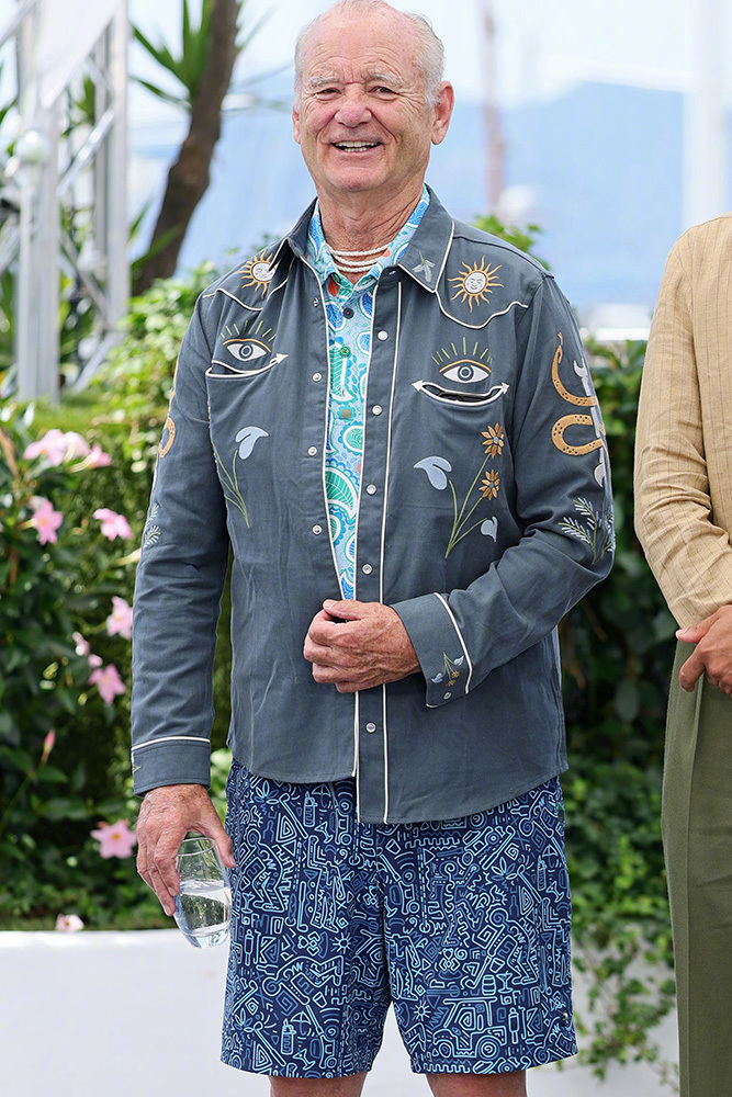 Bill Murray’s outfit is casual and distinctive.
