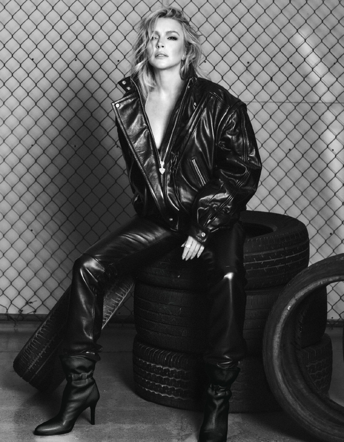 Lindsay Lohan's ELLE photoshoot: Stylish Jacket and Pants