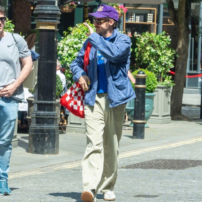 Harry Styles' street style