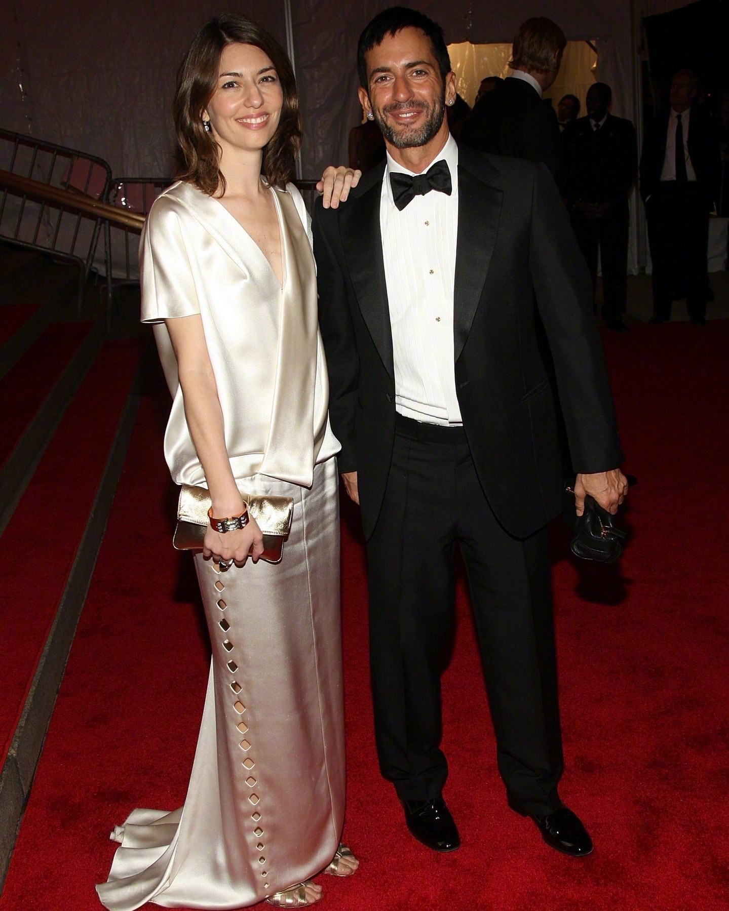 Elegant Silk Ensemble with Modern Cut-Out Detail on the Red Carpet