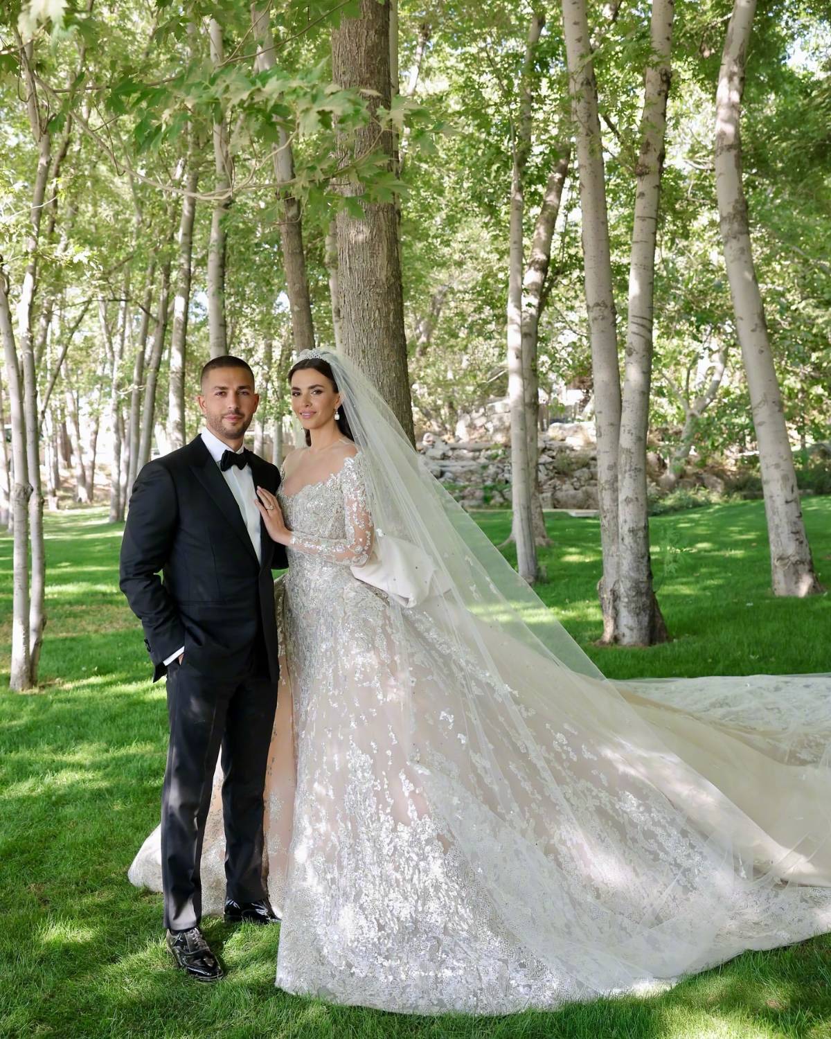 Zein Qutami in a beautiful white wedding dress