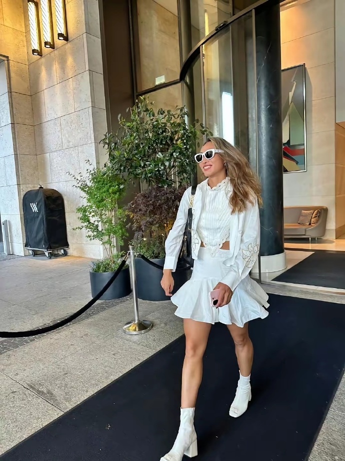 Tennis player Zheng Qinwen's street style in Berlin