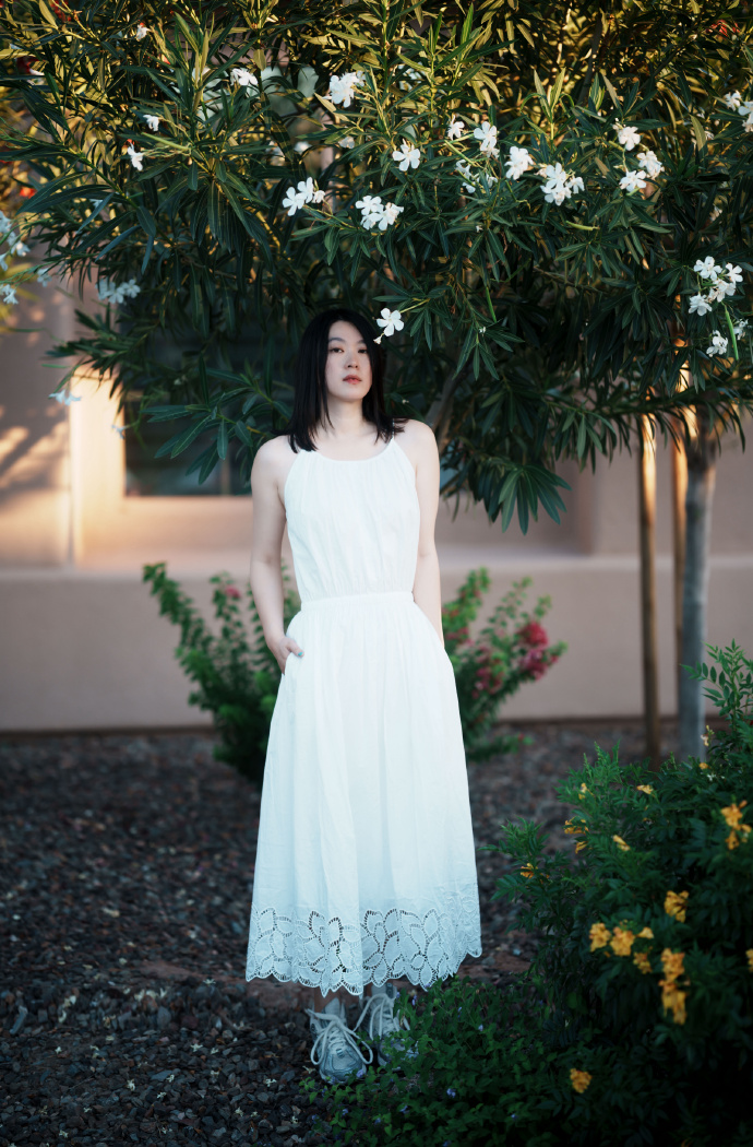 Summer sleeveless white lace dress