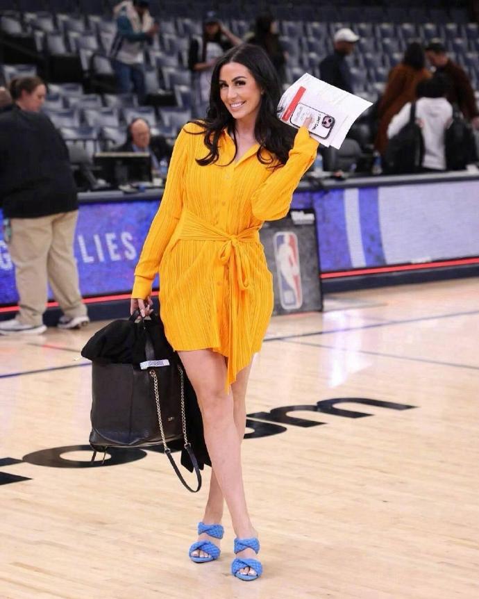 Grizzlies' beautiful team reporter KJ Wright's fashion showcase.