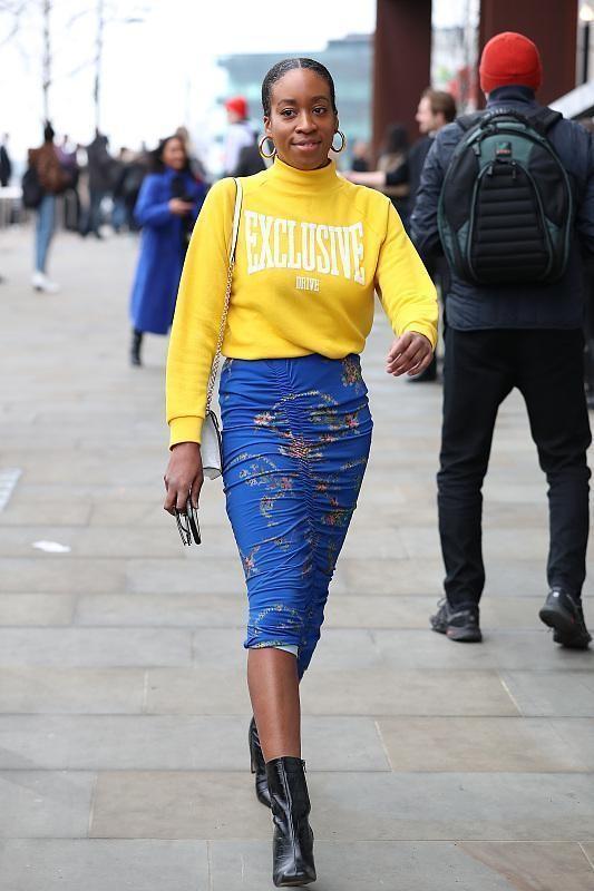 Sweatshirt & pencil skirt combination