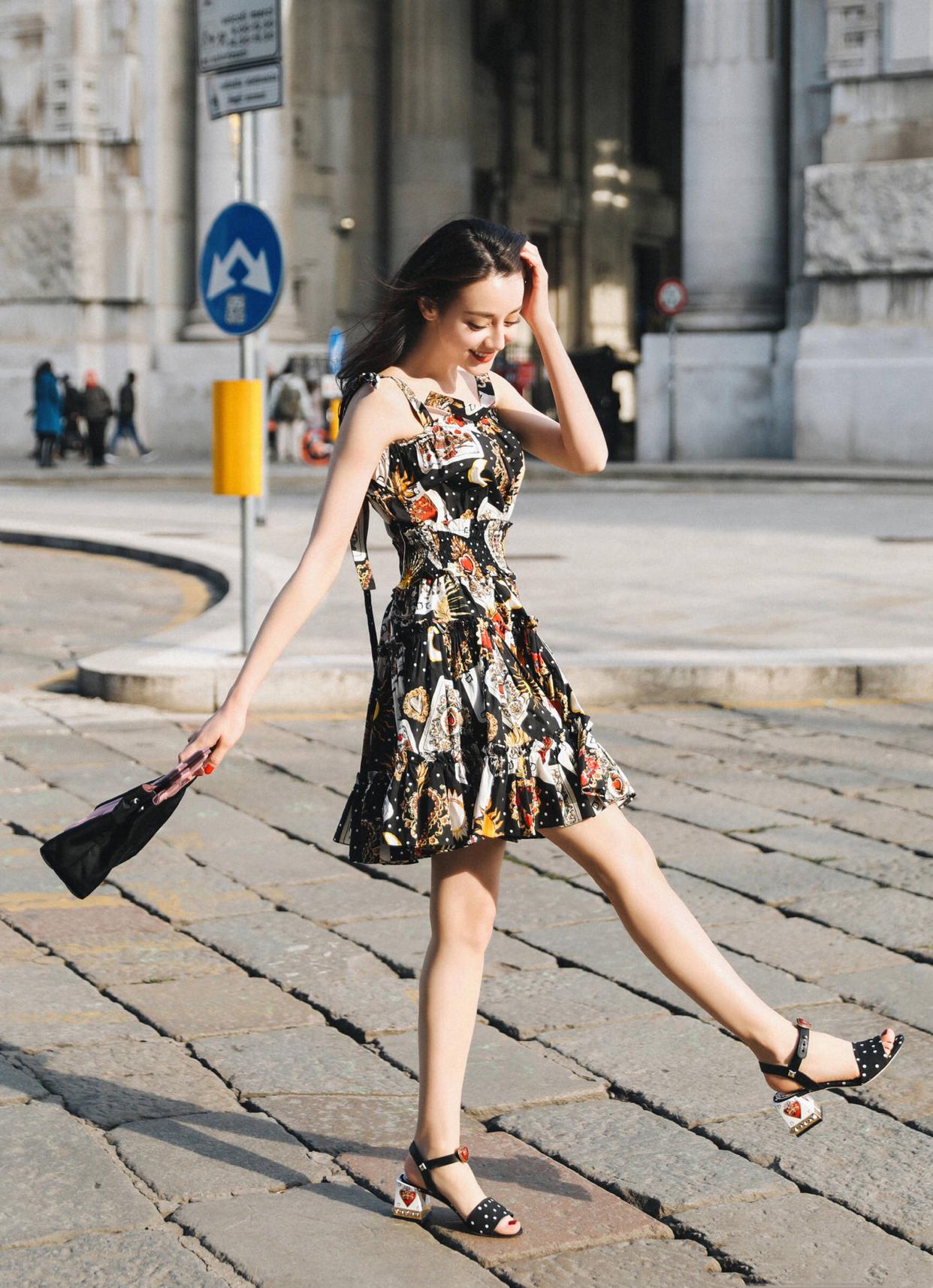 Flared skirt with colorful prints