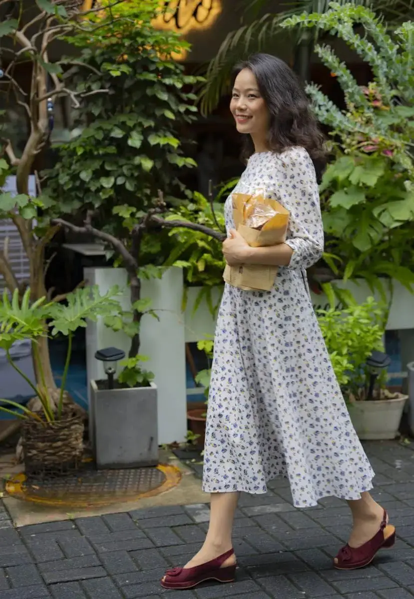 Floral dress, country dance outfit