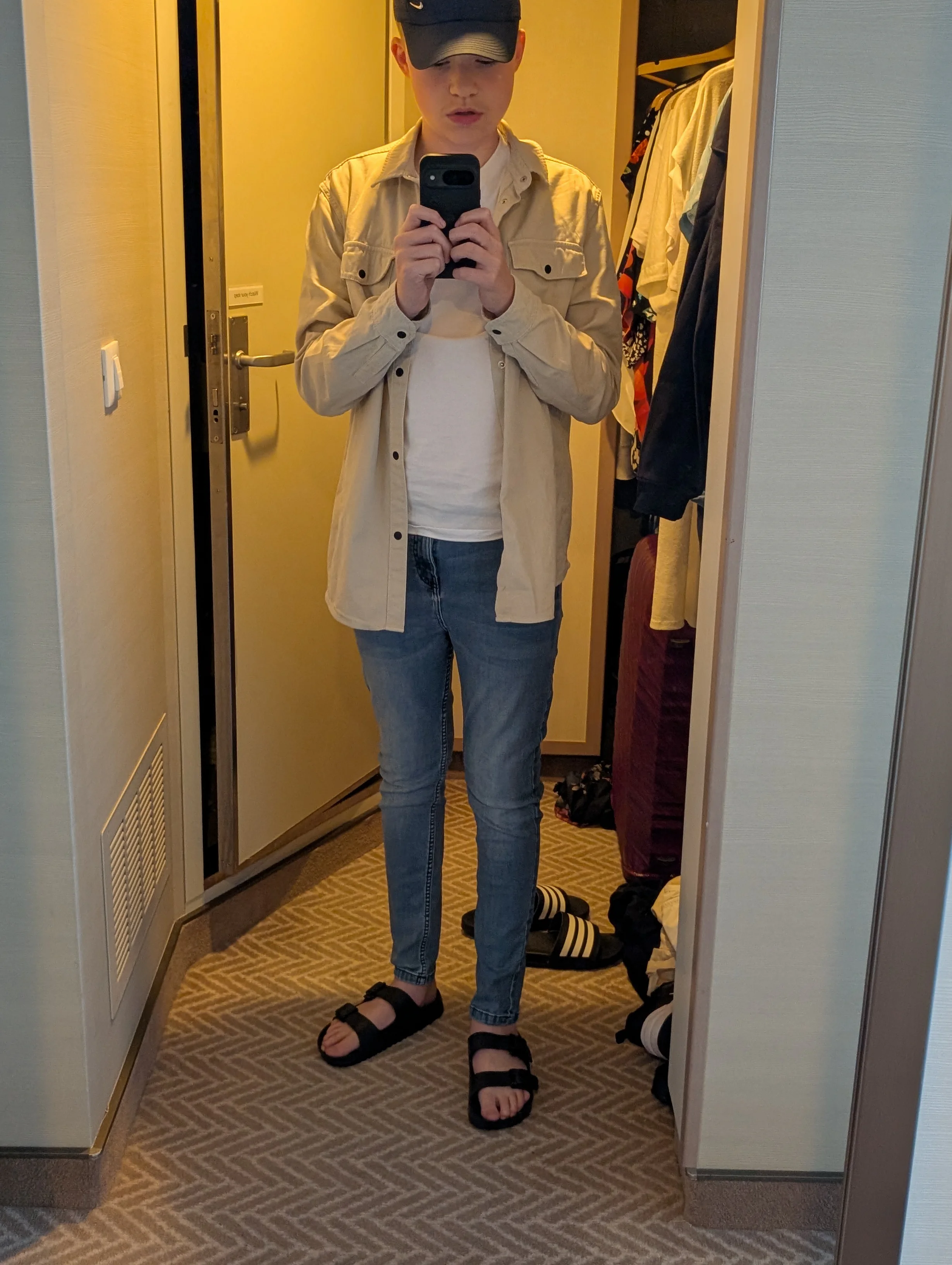 Casual Beige Shirt and Jeans Combo with Sporty Cap and Sandals