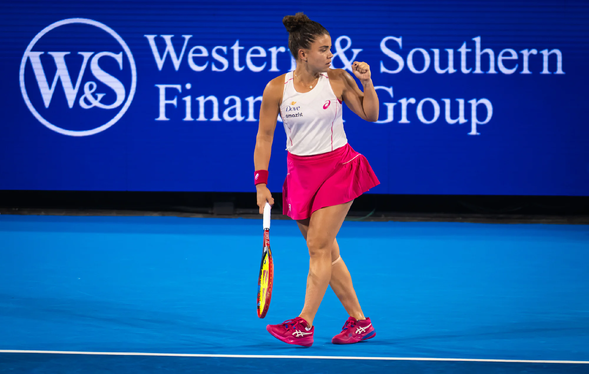 Vibrant Pink and White Tennis Outfit for Sporty Elegance
