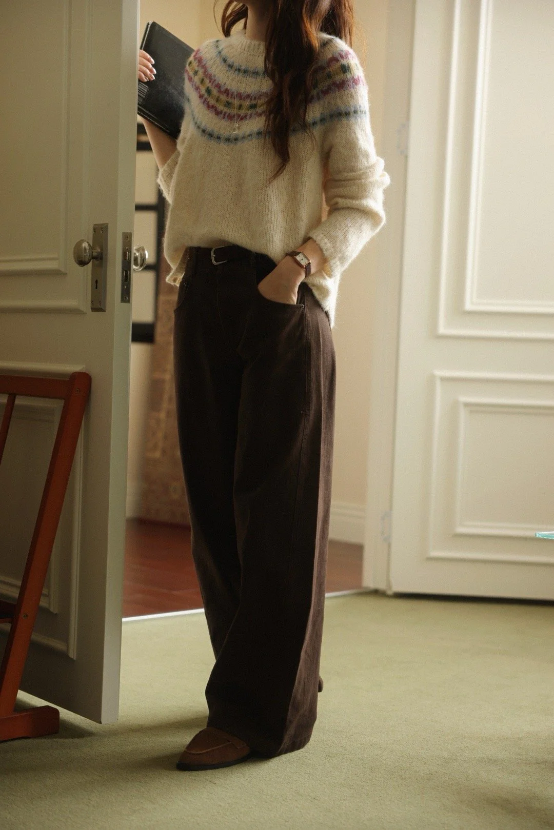 Cozy Cream Sweater with Multicolored Yoke and Wide-Legged Brown Trousers for a Casual Chic Look