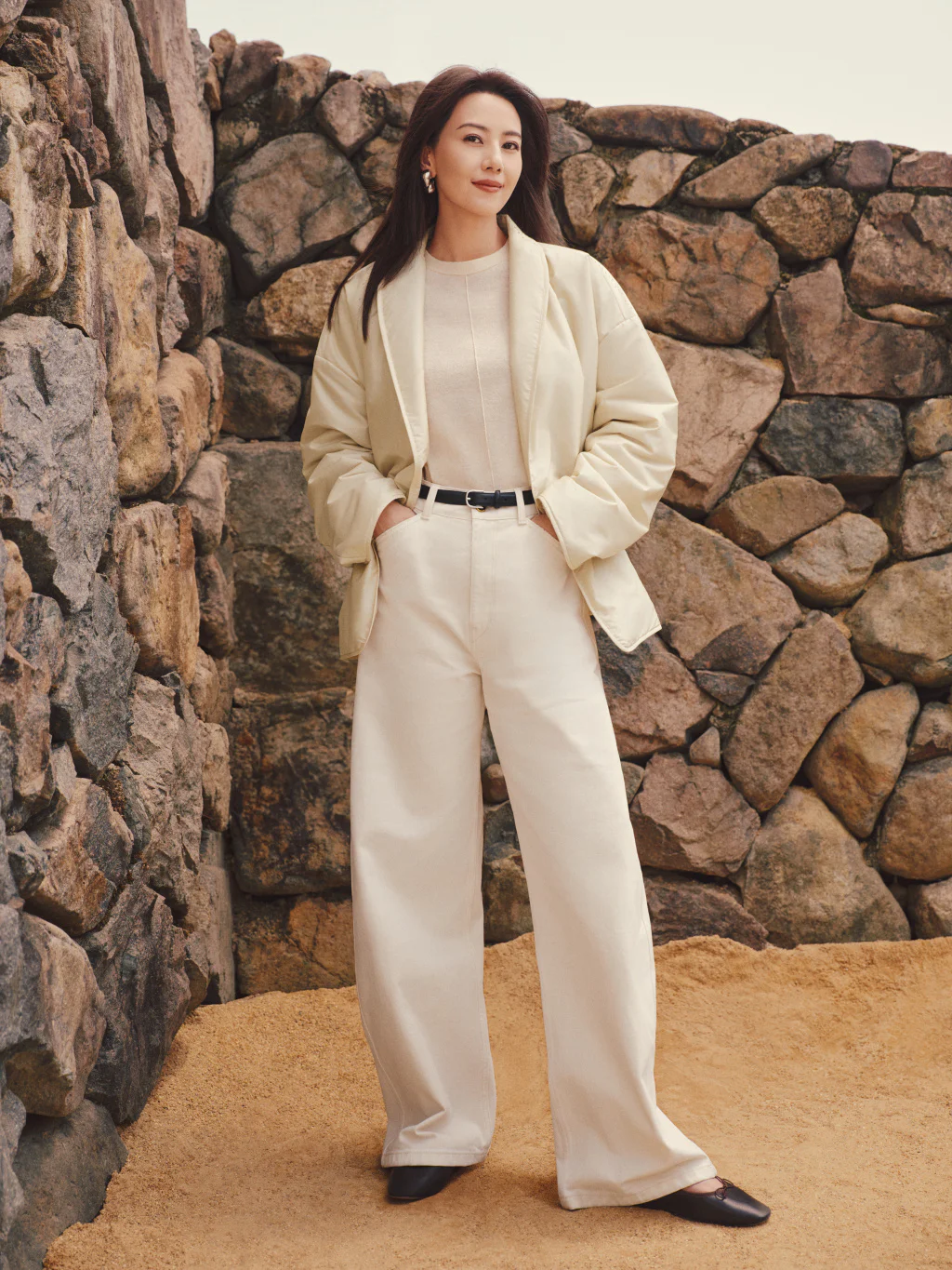 Elegant Cream and Beige Ensemble with Oversized Blazer and Wide-Leg Trousers