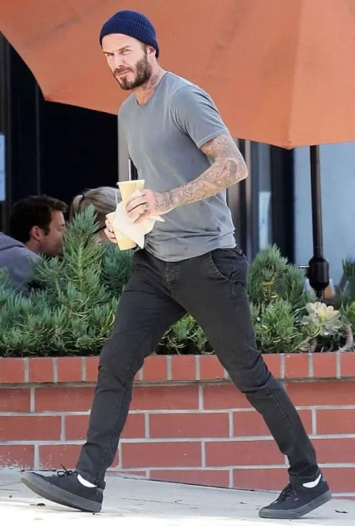 Casual Sophistication with Gray Tee, Black Jeans, and Navy Beanie