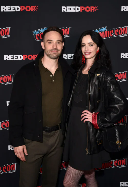 Chic Comic Con Attire with Black and Earthy Tones