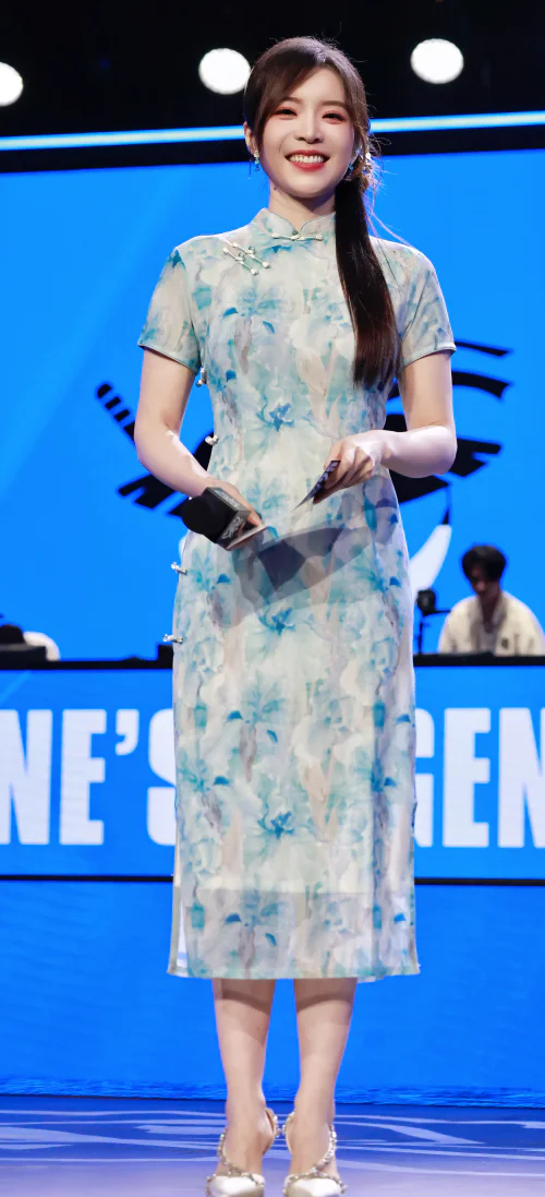 Elegant Floral Cheongsam Dress with Modern Flair and Delicate Blue Hues
