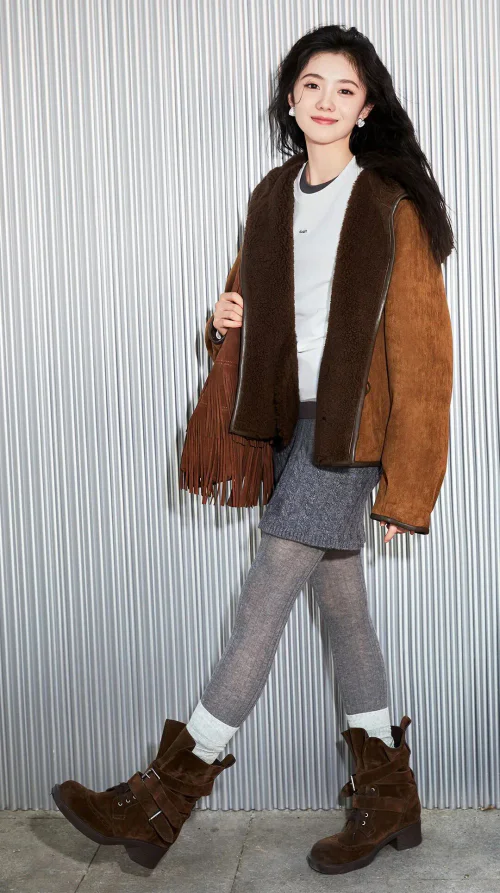 Cozy Chic Style with Brown Shearling Jacket and Suede Boots