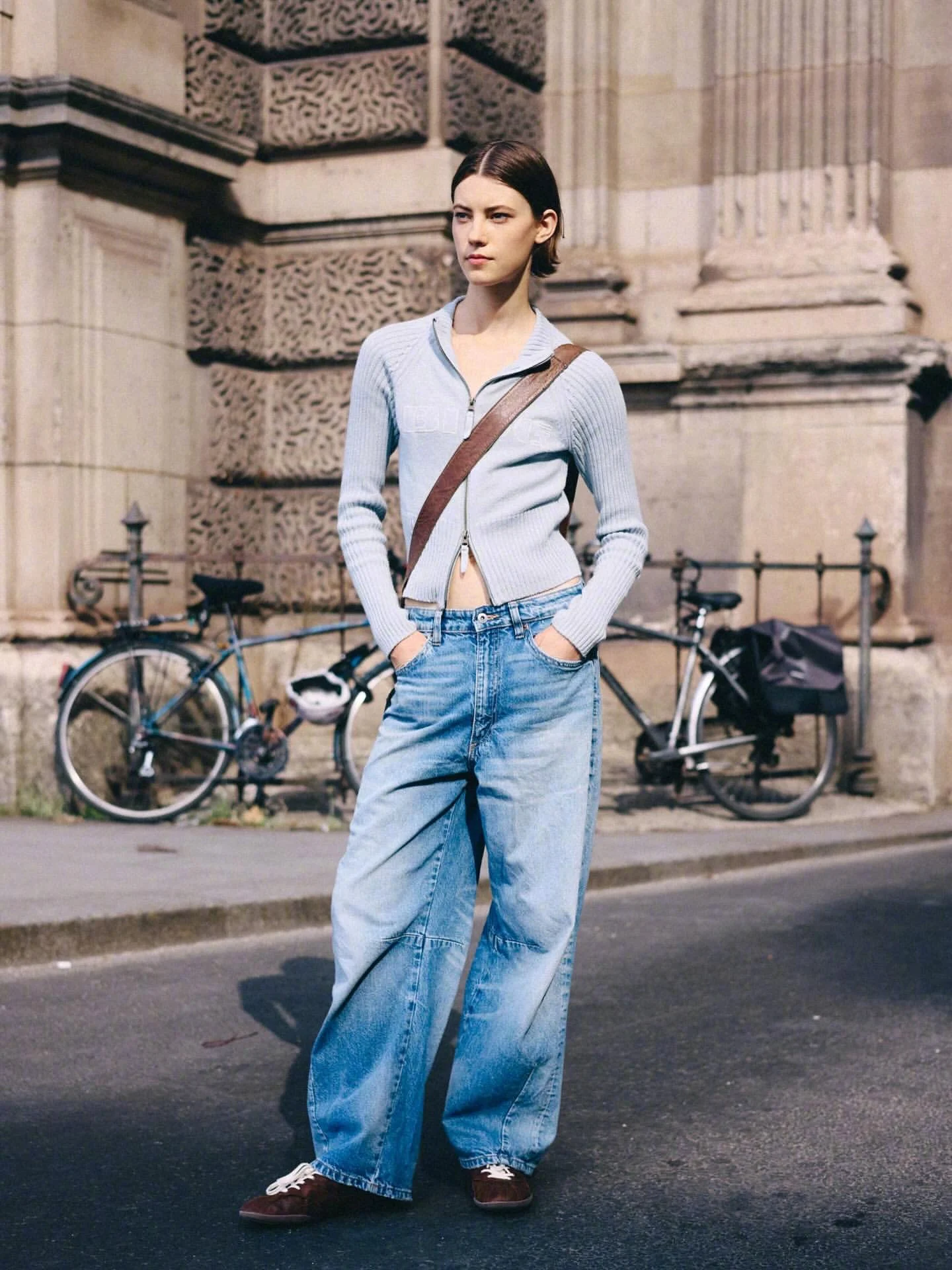 Casual Chic Street Style with Light Blue Top and Baggy Jeans