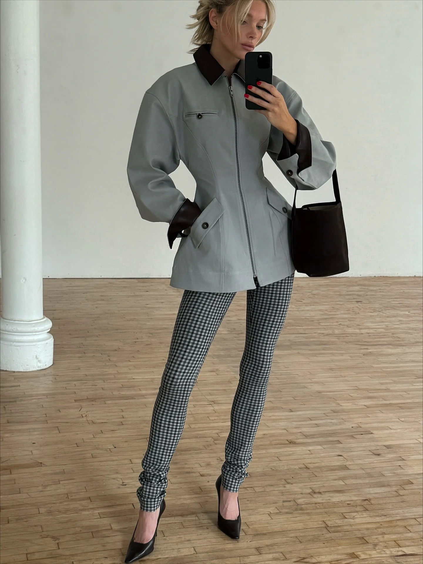 Elsa Hosk OOTD Rate. Chic Modern Elegance with a Grey Jacket and Houndstooth Leggings