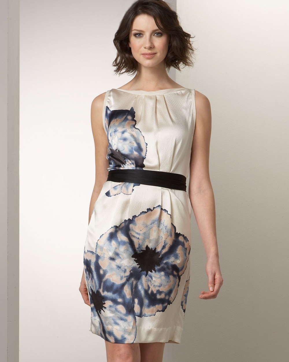 Caitriona Balfe looks effortlessly chic in a patterned dress.
