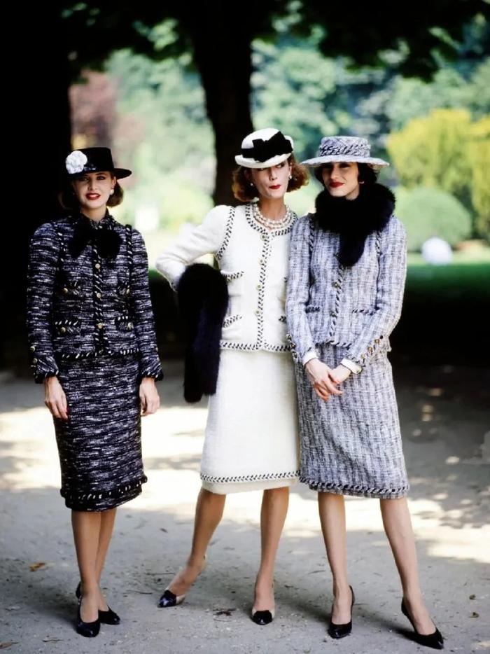 1980s Chanel outfits for women